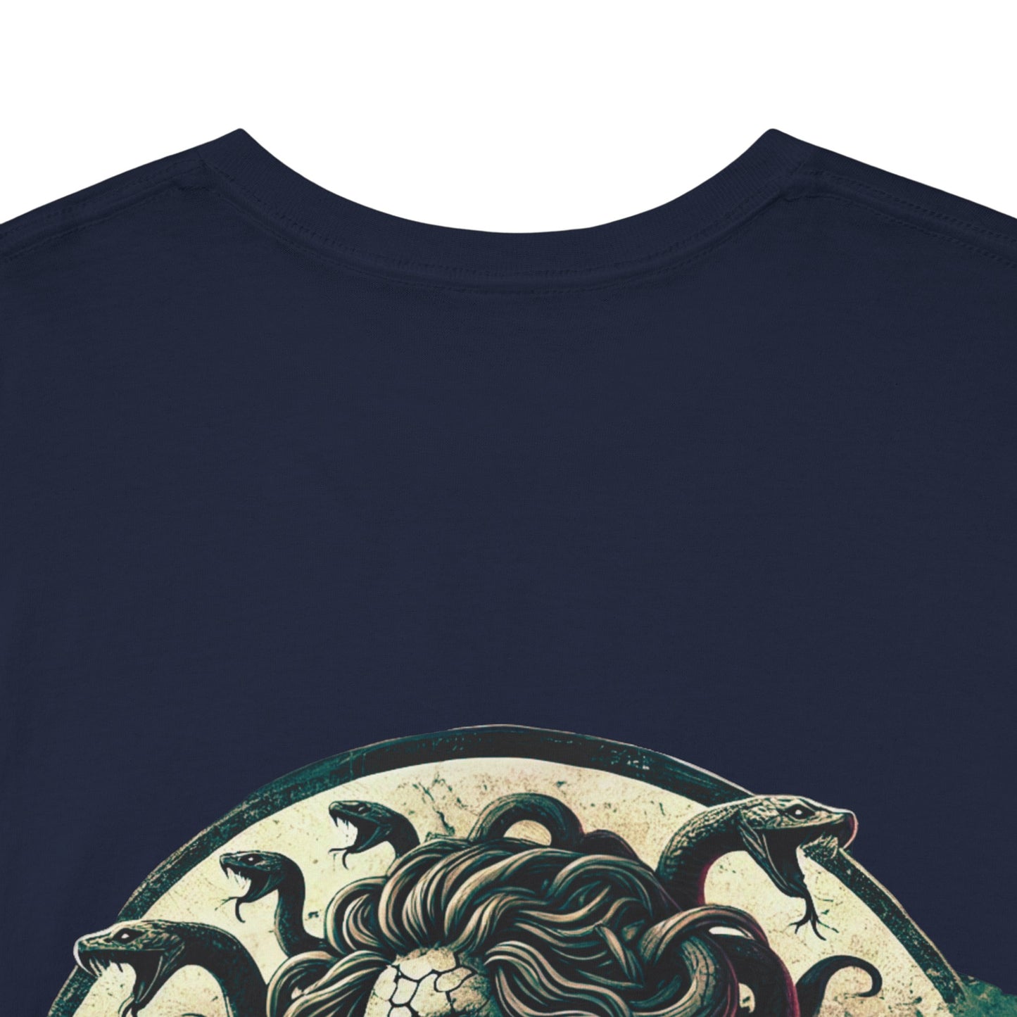 🌀 Camiseta Medusa & El Guerrero Maldito 🏛️