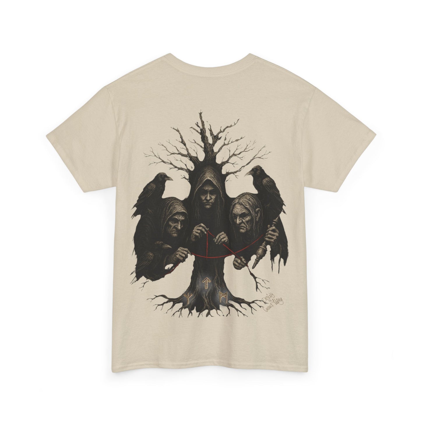 Camiseta hilos del Destino: La Mirada de las Nornas - Camiseta Crow's Valky