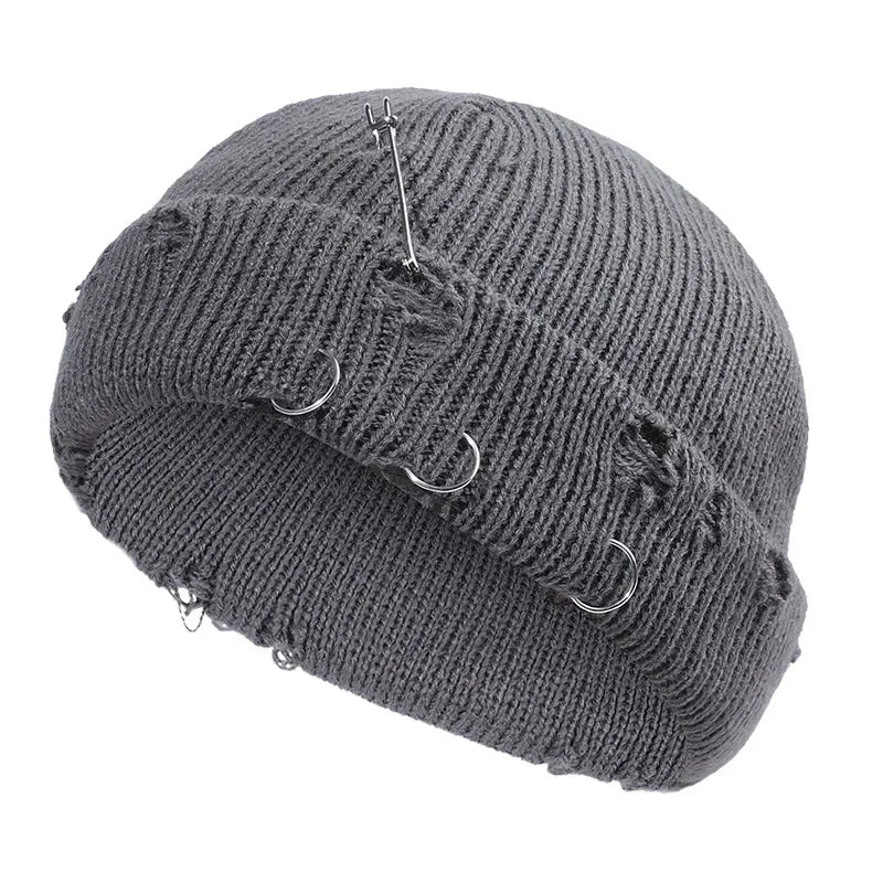 Gorro de Invierno Unisex con Aros Metálicos – Estilo Hip Hop & Urbano