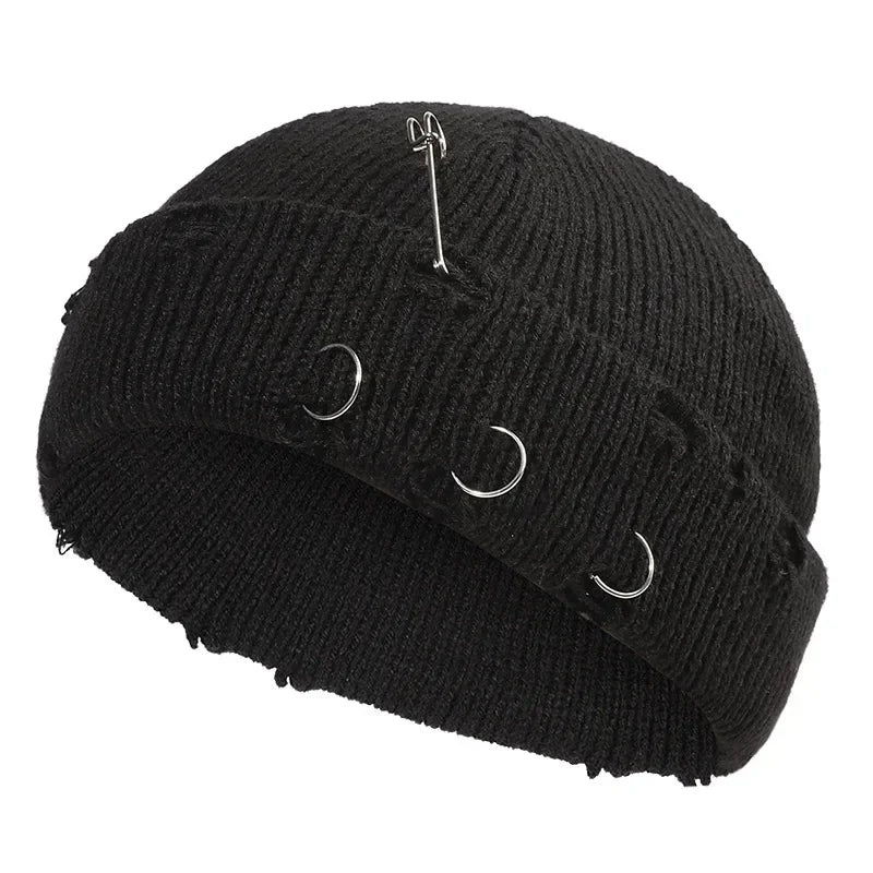 Gorro de Invierno Unisex con Aros Metálicos – Estilo Hip Hop & Urbano