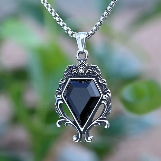 Colgante Gótico Victoriano – Piedra Negra & Elegancia Oscura 🖤🕯️