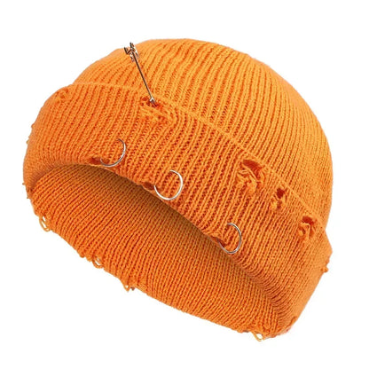 Gorro de Invierno Unisex con Aros Metálicos – Estilo Hip Hop & Urbano