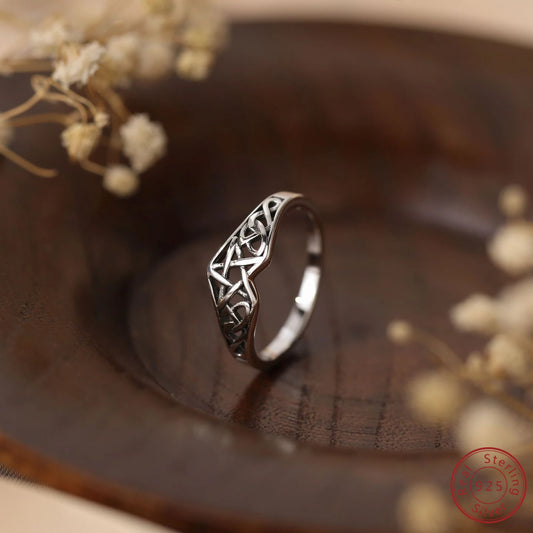 Anillo de Plata 925 – Diseño Estelar & Elegancia Mística